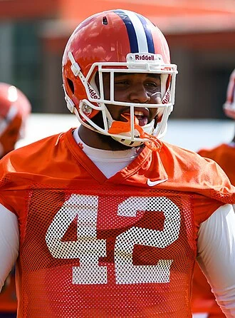 Christian Wilkins height profile photo