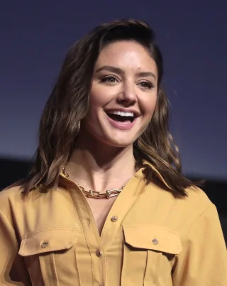 Christine Evangelista height profile photo