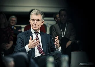 Christoph Heusgen height profile photo