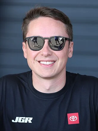 Christopher Bell (racing driver) height profile photo