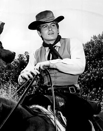 Christopher Jones (actor, born 1941) height profile photo