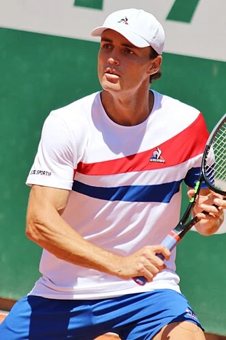 Christopher O'Connell height profile photo