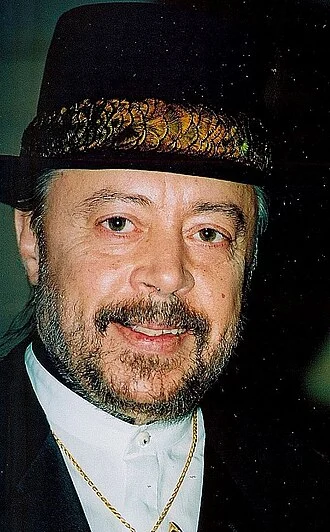 Chuck Mangione height profile photo
