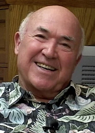 Chuck Smith (pastor) height profile photo