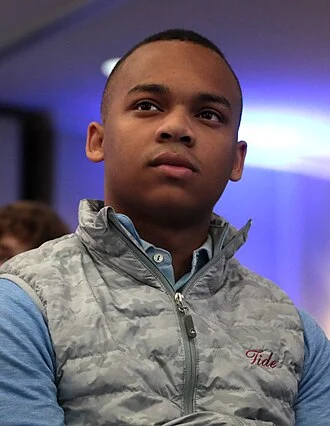 CJ Pearson height profile photo