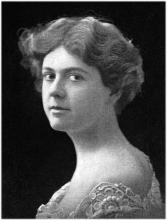 Clara Blandick height profile photo