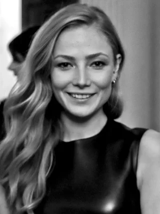 Clara Paget height profile photo