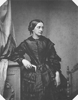 Clara Schumann height profile photo