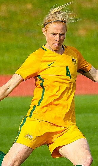 Clare Polkinghorne height profile photo