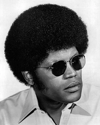 Clarence Williams III height profile photo