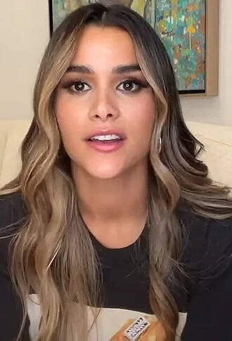 Clarissa Molina height profile photo