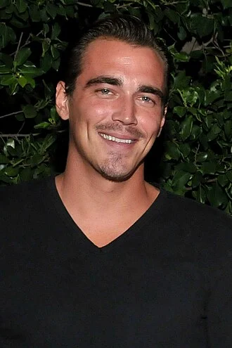Clark James Gable height profile photo