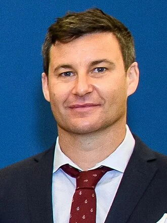 Clarke Gayford height profile photo