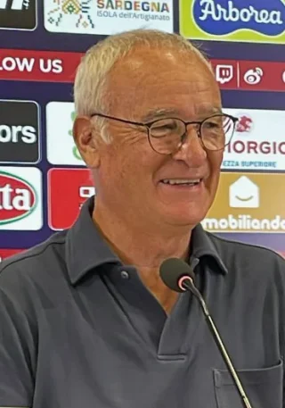 Claudio Ranieri height profile photo