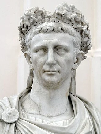Claudius height profile photo