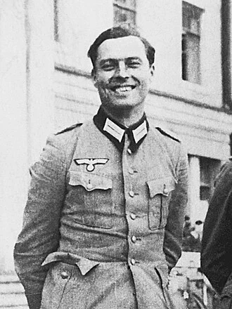 Claus von Stauffenberg height profile photo