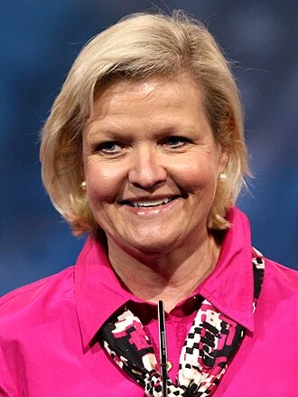Cleta Mitchell height profile photo