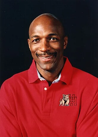 Clyde Drexler height profile photo