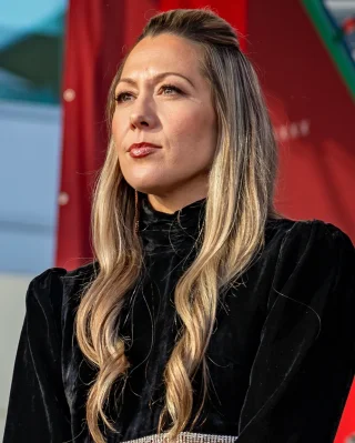 Colbie Caillat height profile photo