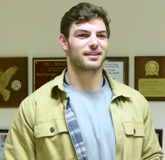 Cole Kmet height profile photo