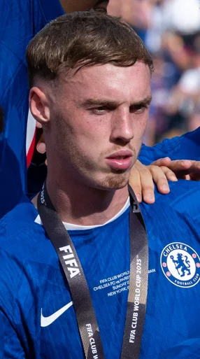 Cole Palmer height profile photo