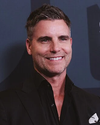 Colin Egglesfield height profile photo