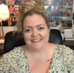 Colleen Hoover height profile photo