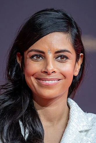 Collien Fernandes height profile photo