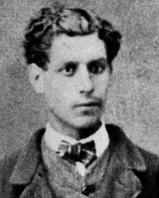 Comte de Lautréamont height profile photo