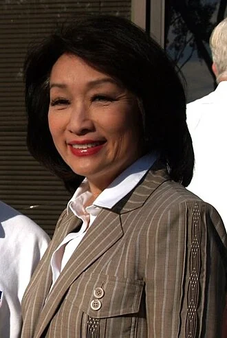 Connie Chung height profile photo