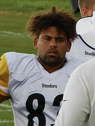 Connor Heyward height profile photo