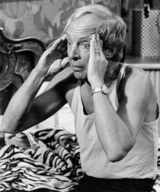 Conrad Bain height profile photo