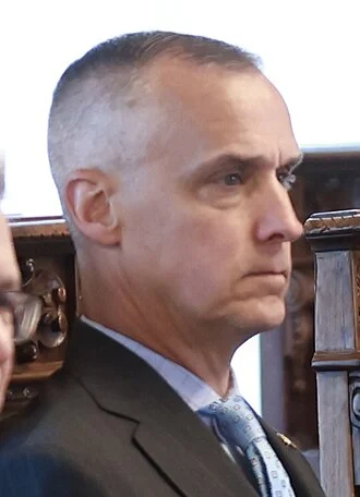 Corey Lewandowski height profile photo