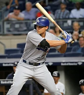 Corey Seager height profile photo
