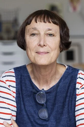 Cornelia Parker height profile photo