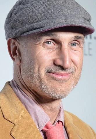 Craig Gillespie height profile photo
