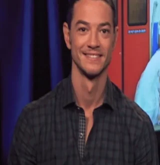 Craig Horner height profile photo