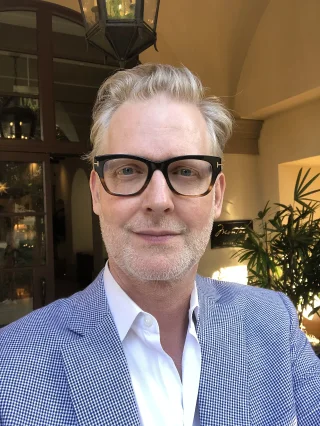 Craig Kilborn height profile photo