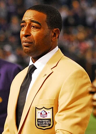 Cris Carter height profile photo