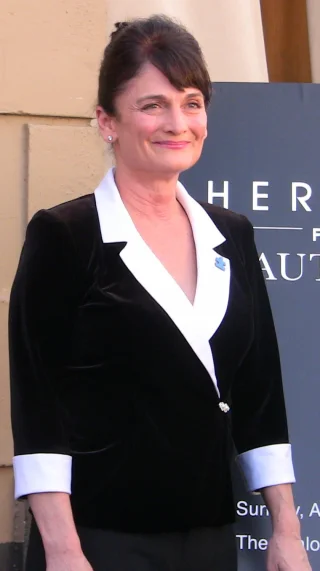 Cristine Rose height profile photo