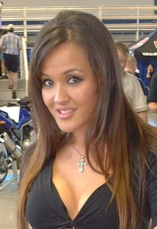 Crystal Lowe height profile photo