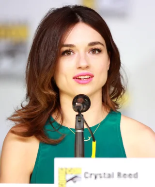 Crystal Reed height profile photo
