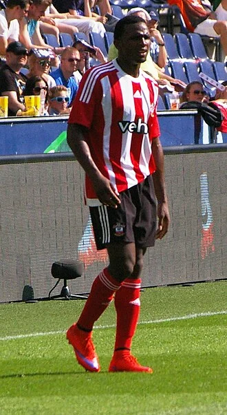 Cuco Martina height profile photo