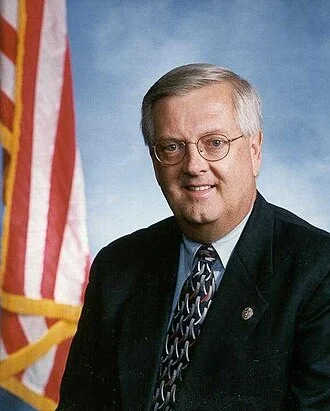 Curt Weldon height profile photo