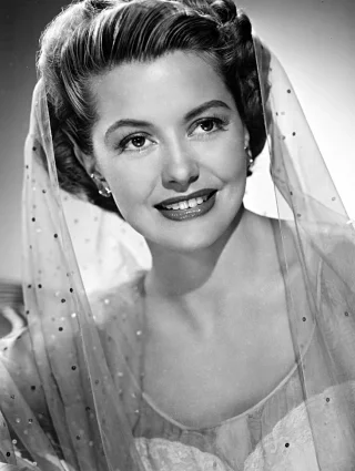 Cyd Charisse height profile photo