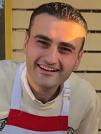 CZN Burak height profile photo