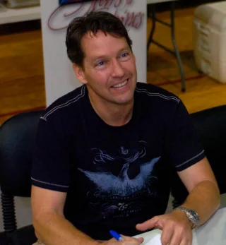 D. B. Sweeney height profile photo