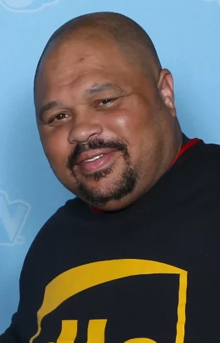 D'Lo Brown height profile photo
