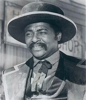D'Urville Martin height profile photo