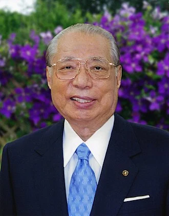 Daisaku Ikeda height profile photo